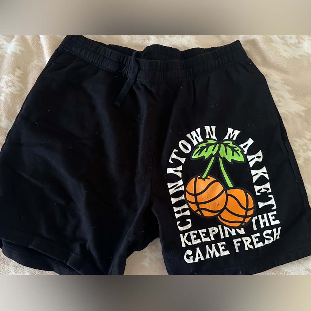 Men’s Shorts - Picture 1 of 5